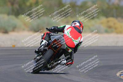 media/Sep-25-2023-Moto Forza (Mon) [[81ffa65e0a]]/B-C Group/Session 4 (Turn 2 Backside)/
